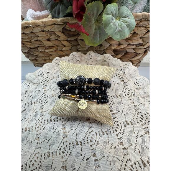 Kinsley Armelle Bracelets Set Of 5 Black Gold Beads Stretch Small Size - Picture 3 of 3